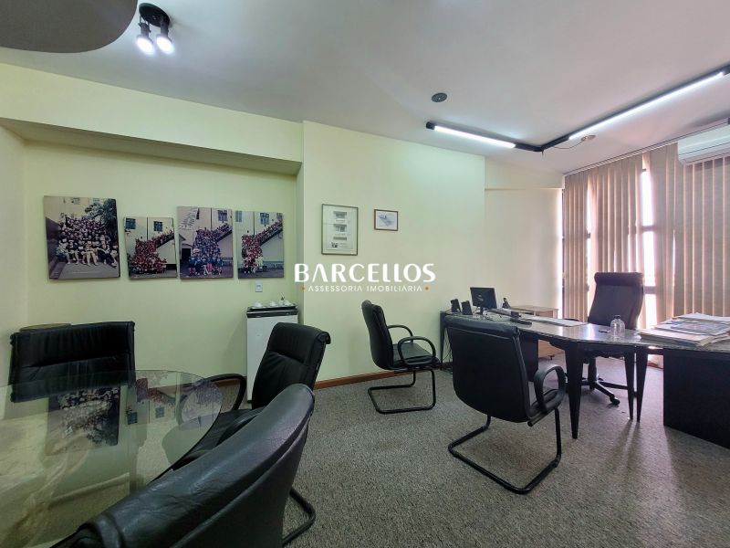 Sala com 1 quarto, 1 banheiro e 47m² à venda no bairro Centro, Porto Alegre