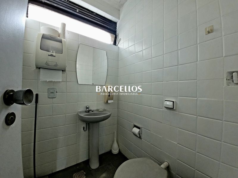 Sala com 1 quarto, 1 banheiro e 47m² à venda no bairro Centro, Porto Alegre