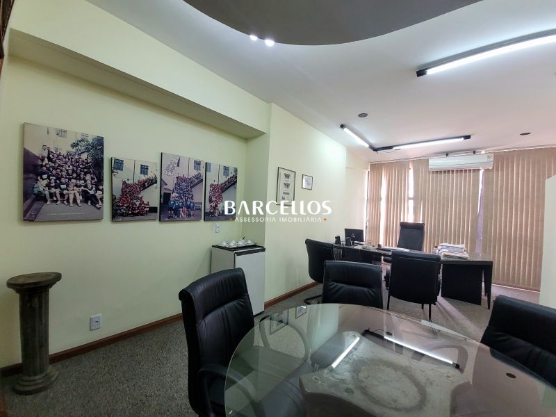 Sala com 1 quarto, 1 banheiro e 47m² à venda no bairro Centro, Porto Alegre