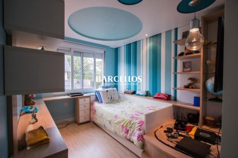 Casa com 5 quartos, 7 banheiros e 375m² à venda no bairro Jardim Carvalho, Porto Alegre