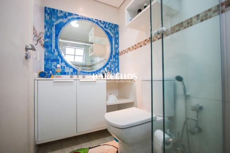 Casa com 5 quartos, 7 banheiros e 375m² à venda no bairro Jardim Carvalho, Porto Alegre