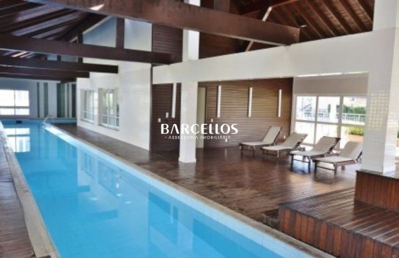 Casa com 5 quartos, 7 banheiros e 375m² à venda no bairro Jardim Carvalho, Porto Alegre