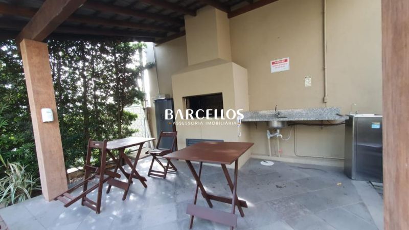 Casa com 5 quartos, 7 banheiros e 375m² à venda no bairro Jardim Carvalho, Porto Alegre