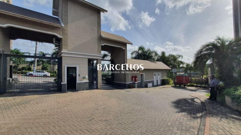 Casa com 5 quartos, 7 banheiros e 375m² à venda no bairro Jardim Carvalho, Porto Alegre