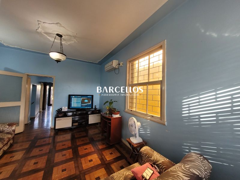 Casa com 4 quartos, 4 banheiros e 135m² à venda no bairro Sao Jose, Porto Alegre