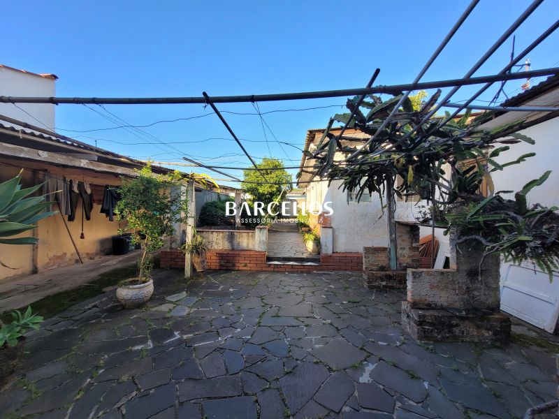 Casa com 4 quartos, 4 banheiros e 135m² à venda no bairro Sao Jose, Porto Alegre
