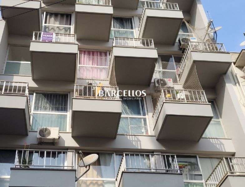 Apto com 1 quarto, 1 banheiro e 30m² à venda no bairro Centro, Porto Alegre