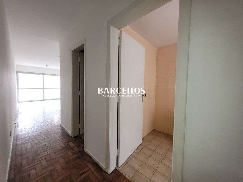 Apto com 1 quarto, 1 banheiro e 30m² à venda no bairro Centro, Porto Alegre