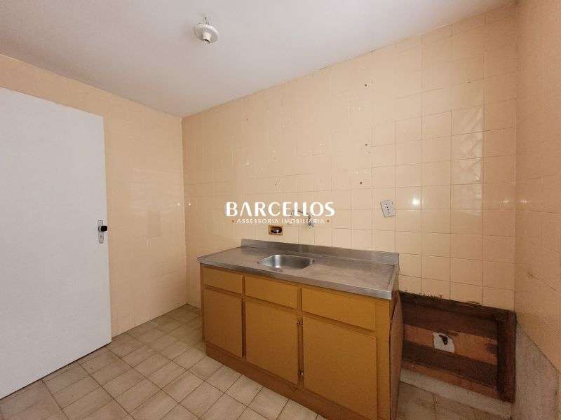 Apto com 1 quarto, 1 banheiro e 30m² à venda no bairro Centro, Porto Alegre