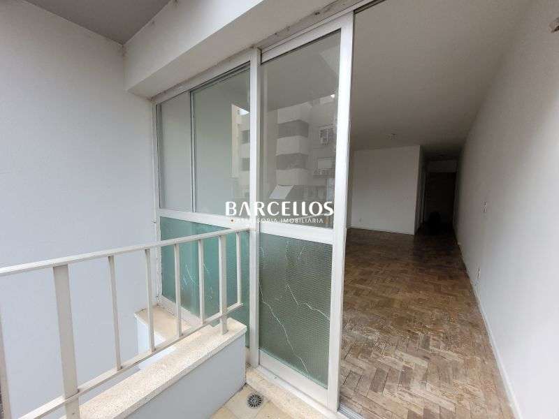 Apto com 1 quarto, 1 banheiro e 30m² à venda no bairro Centro, Porto Alegre