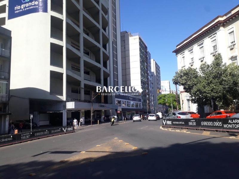 Box com 1 banheiro e 11m² à venda no bairro Centro, Porto Alegre