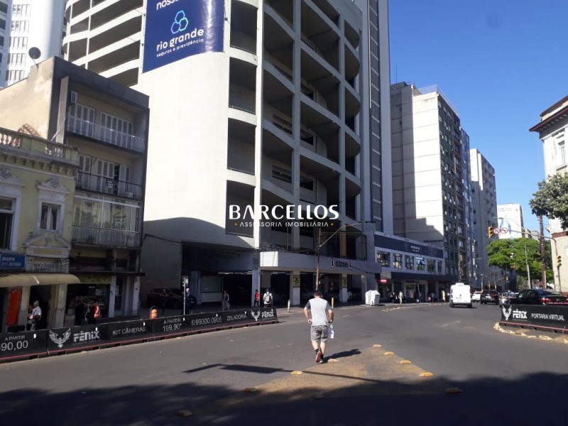Box com 1 banheiro e 11m² à venda no bairro Centro, Porto Alegre