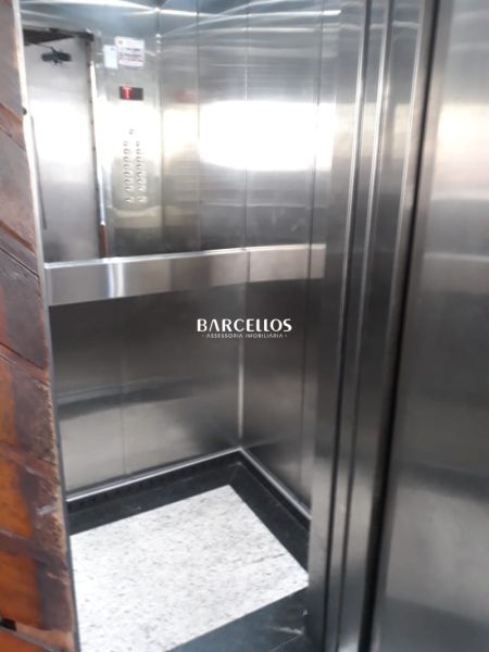 Box com 1 banheiro e 11m² à venda no bairro Centro, Porto Alegre