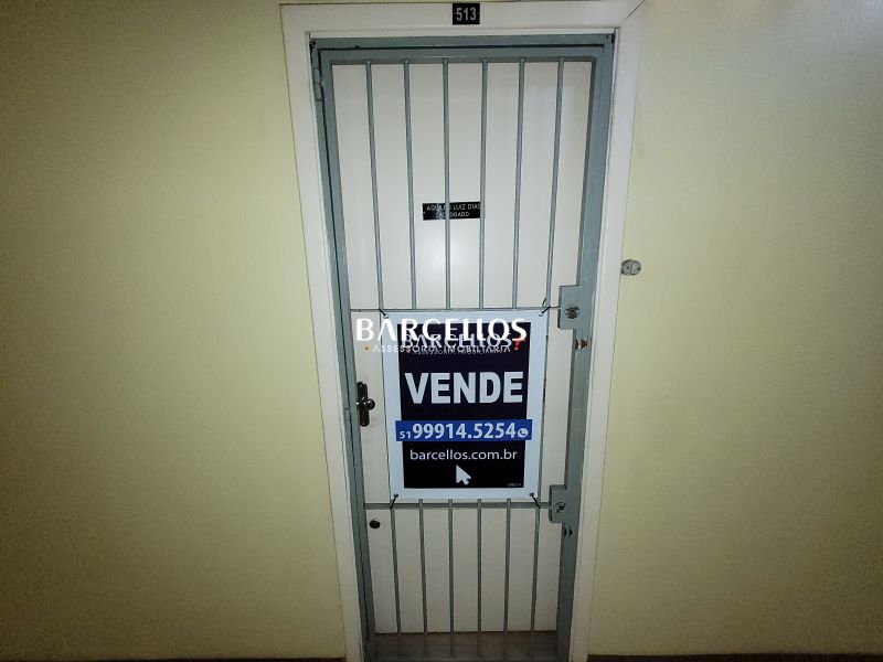 Conjunto com 1 quarto, 1 banheiro e 22m² à venda no bairro Centro, Porto Alegre