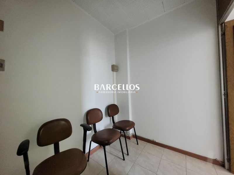 Conjunto com 1 quarto, 1 banheiro e 22m² à venda no bairro Centro, Porto Alegre