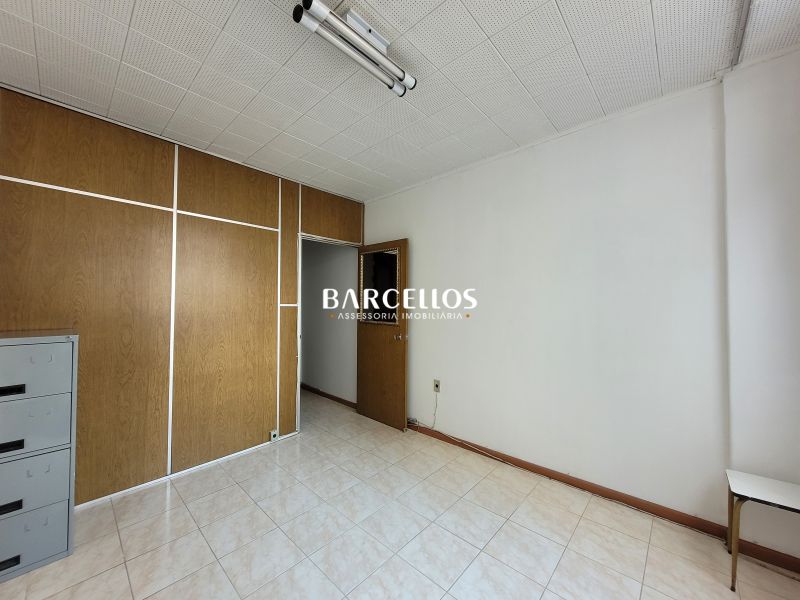 Conjunto com 1 quarto, 1 banheiro e 22m² à venda no bairro Centro, Porto Alegre