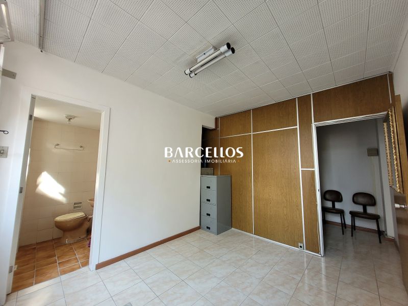 Conjunto com 1 quarto, 1 banheiro e 22m² à venda no bairro Centro, Porto Alegre
