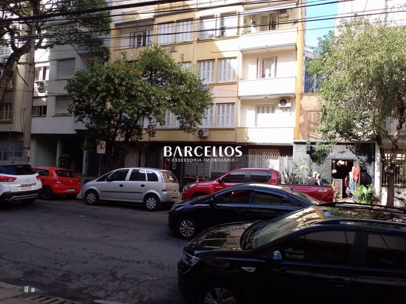 Apto com 2 quartos, 2 banheiros e 60m² à venda no bairro Centro, Porto Alegre