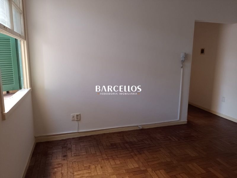 Apto com 2 quartos, 2 banheiros e 60m² à venda no bairro Centro, Porto Alegre