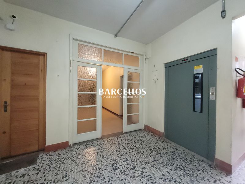 Apto com 3 quartos, 2 banheiros e 137m² à venda no bairro Centro, Porto Alegre