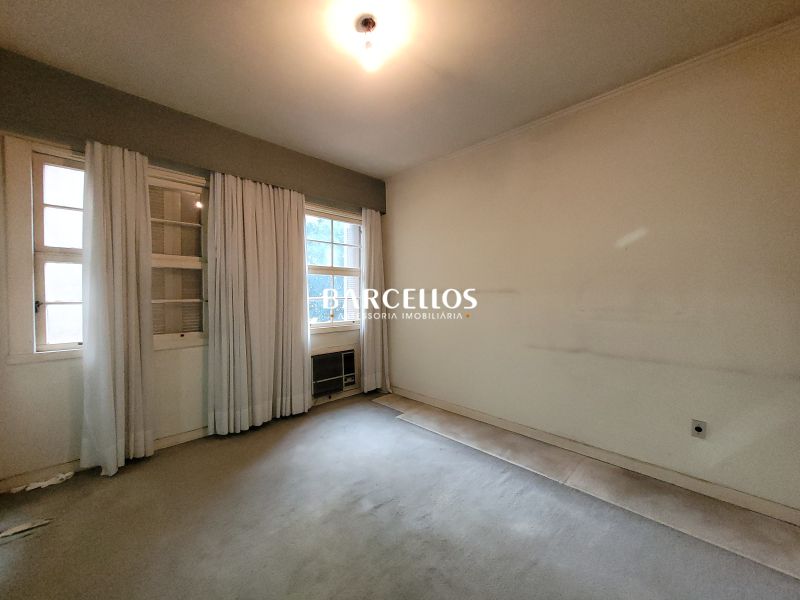 Apto com 3 quartos, 2 banheiros e 137m² à venda no bairro Centro, Porto Alegre