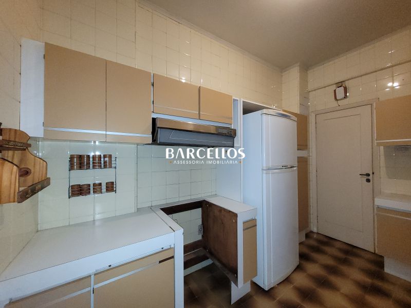 Apto com 3 quartos, 2 banheiros e 137m² à venda no bairro Centro, Porto Alegre