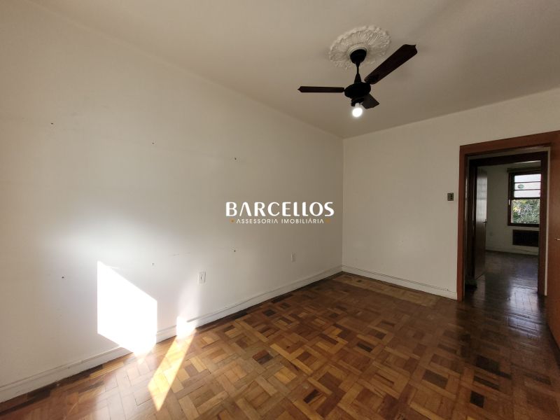 Apto com 3 quartos, 2 banheiros e 130m² à venda no bairro Santana, Porto Alegre