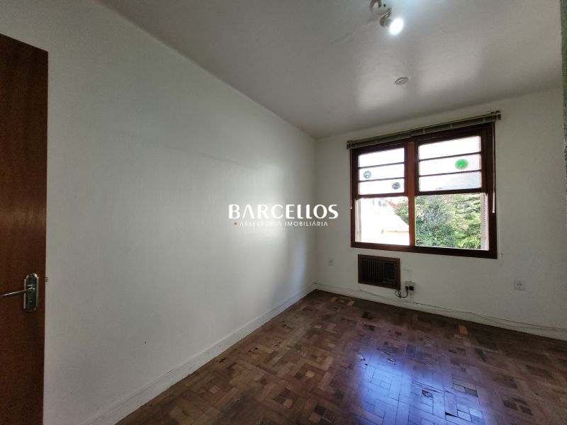 Apto com 3 quartos, 2 banheiros e 130m² à venda no bairro Santana, Porto Alegre
