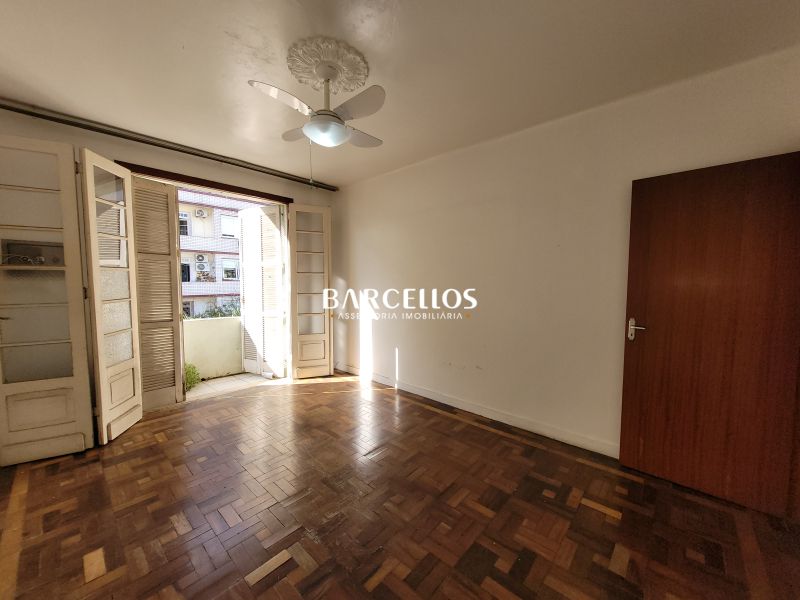 Apto com 3 quartos, 2 banheiros e 130m² à venda no bairro Santana, Porto Alegre