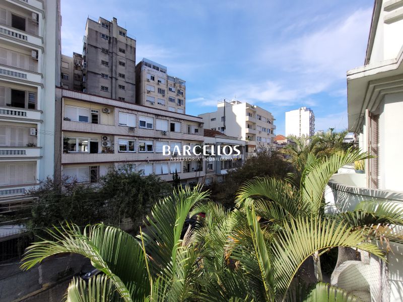 Apto com 3 quartos, 2 banheiros e 130m² à venda no bairro Santana, Porto Alegre