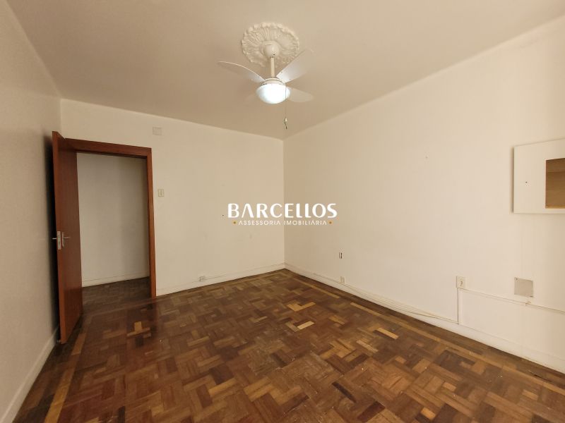 Apto com 3 quartos, 2 banheiros e 130m² à venda no bairro Santana, Porto Alegre
