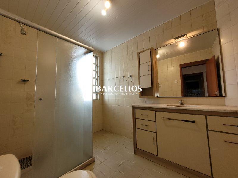 Apto com 3 quartos, 2 banheiros e 130m² à venda no bairro Santana, Porto Alegre