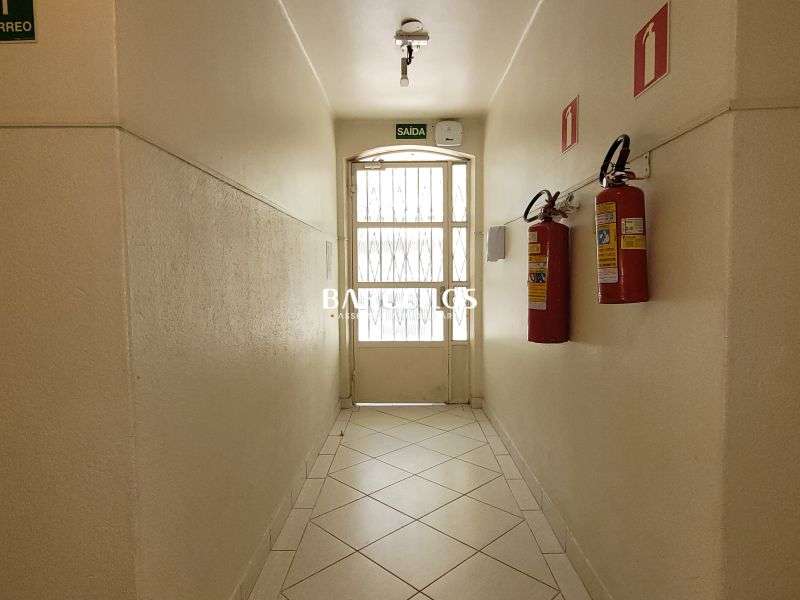 Apto com 3 quartos, 2 banheiros e 130m² à venda no bairro Santana, Porto Alegre