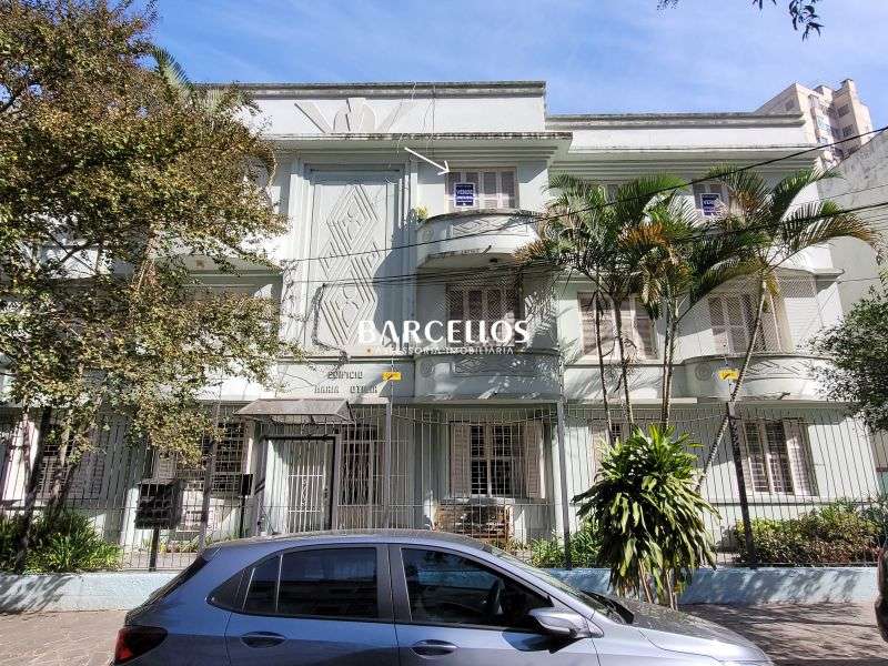 Apto com 3 quartos, 2 banheiros e 130m² à venda no bairro Santana, Porto Alegre