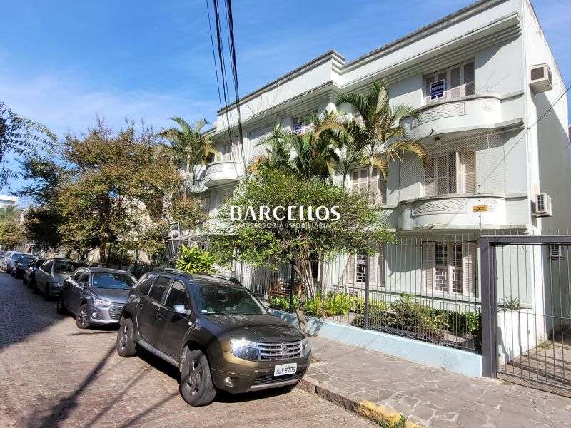 Apto com 3 quartos, 2 banheiros e 130m² à venda no bairro Santana, Porto Alegre