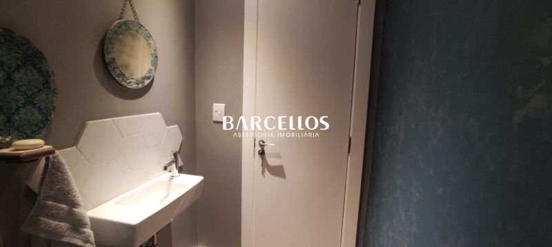 Cobertura com 3 quartos, 4 banheiros e 255m² à venda no bairro Boa Vista, Porto Alegre