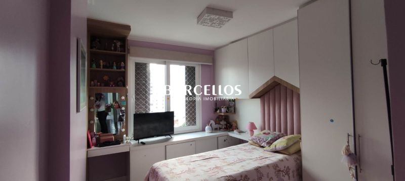 Cobertura com 3 quartos, 4 banheiros e 255m² à venda no bairro Boa Vista, Porto Alegre