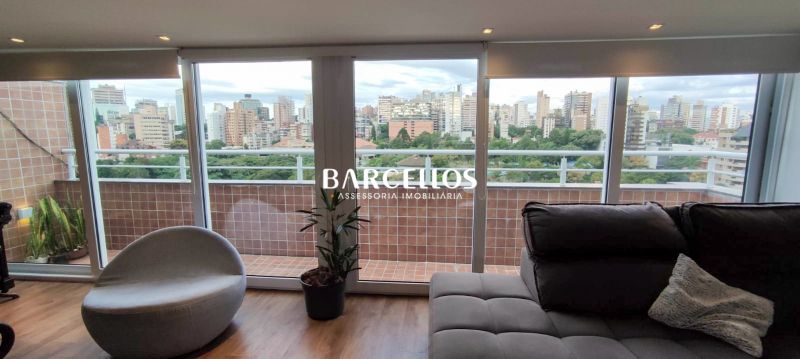 Cobertura com 3 quartos, 4 banheiros e 255m² à venda no bairro Boa Vista, Porto Alegre