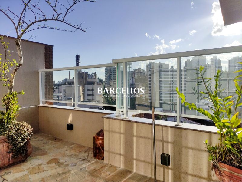Cobertura com 3 quartos, 4 banheiros e 255m² à venda no bairro Boa Vista, Porto Alegre