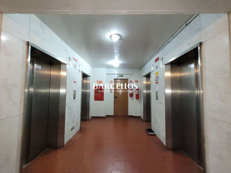 Sala com 1 banheiro e 44m² à venda no bairro Centro, Porto Alegre