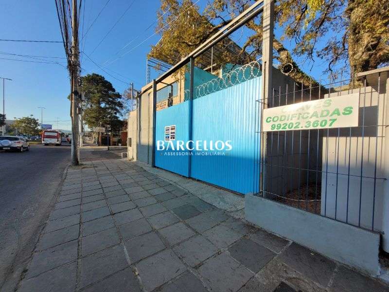 Pavilhão com 3 banheiros e 319m² à venda no bairro Ipanema, Porto Alegre