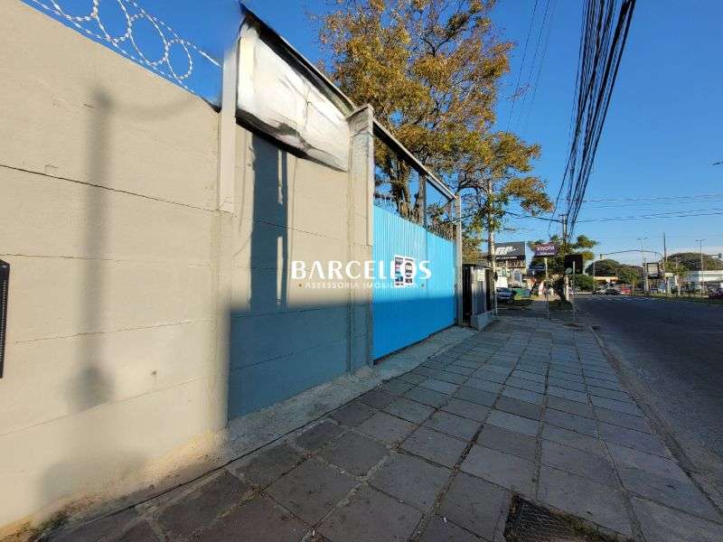Pavilhão com 3 banheiros e 319m² à venda no bairro Ipanema, Porto Alegre