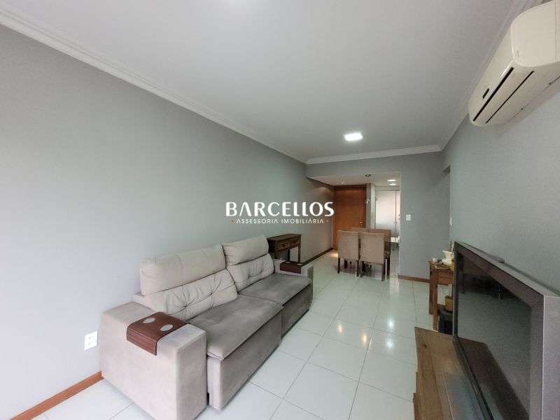 Apto com 2 quartos, 1 banheiro e 74m² à venda no bairro Santana, Porto Alegre