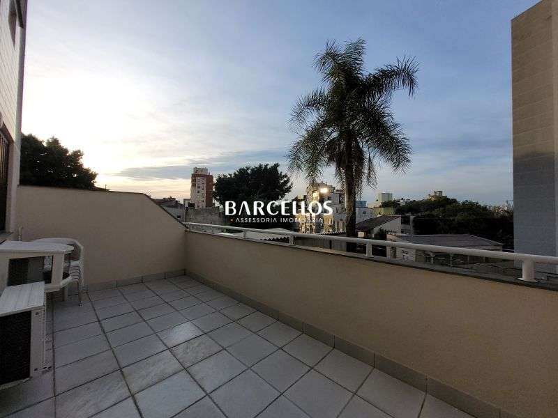 Apto com 2 quartos, 1 banheiro e 74m² à venda no bairro Santana, Porto Alegre