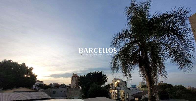 Apto com 2 quartos, 1 banheiro e 74m² à venda no bairro Santana, Porto Alegre