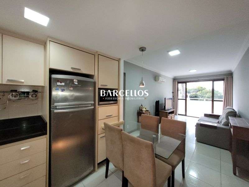 Apto com 2 quartos, 1 banheiro e 74m² à venda no bairro Santana, Porto Alegre