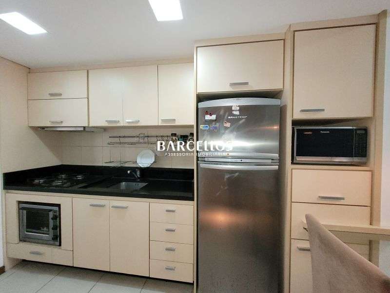 Apto com 2 quartos, 1 banheiro e 74m² à venda no bairro Santana, Porto Alegre