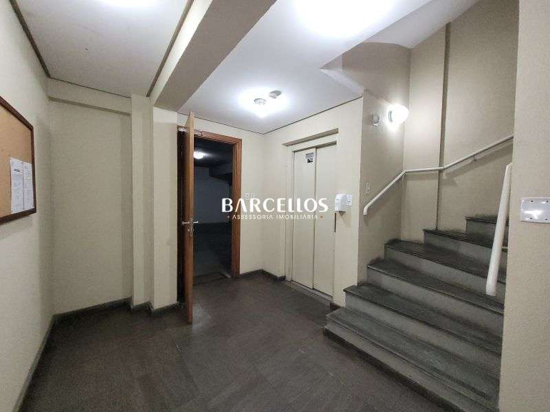 Apto com 2 quartos, 1 banheiro e 74m² à venda no bairro Santana, Porto Alegre