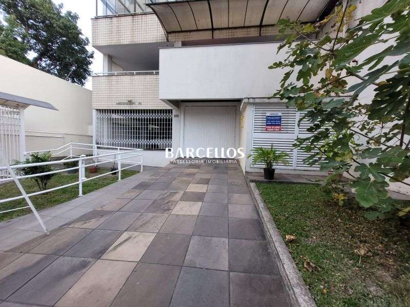 Apto com 2 quartos, 1 banheiro e 74m² à venda no bairro Santana, Porto Alegre