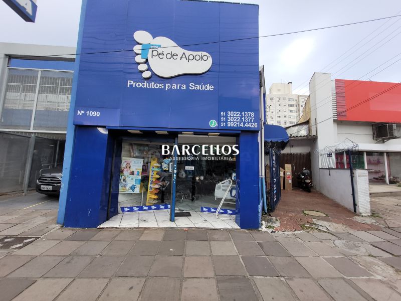 Sala com 3 banheiros e 400m² à venda no bairro Azenha, Porto Alegre